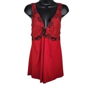 Torrid red lace nightie chemise Roses Size 0 0x